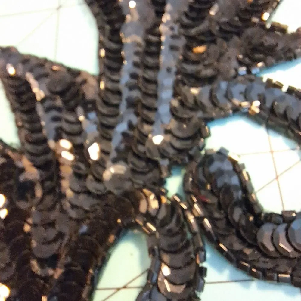 Unbranded black leaf